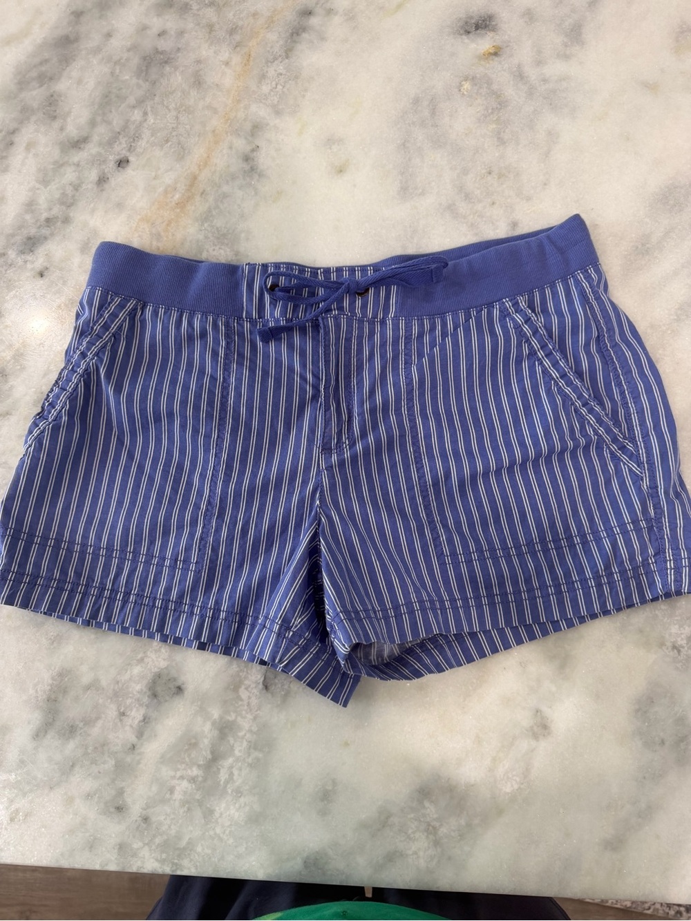 a.n.a. Blue Striped Drawstring Shorts Size 8